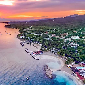 *** Resort Decameron Club Caribbean Runaway Bay, Ramada Jamaika